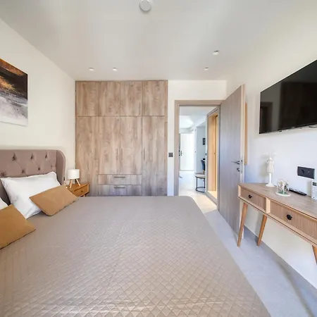 Heritage Loft 2 *
