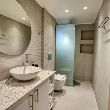 Heritage Loft 2 *